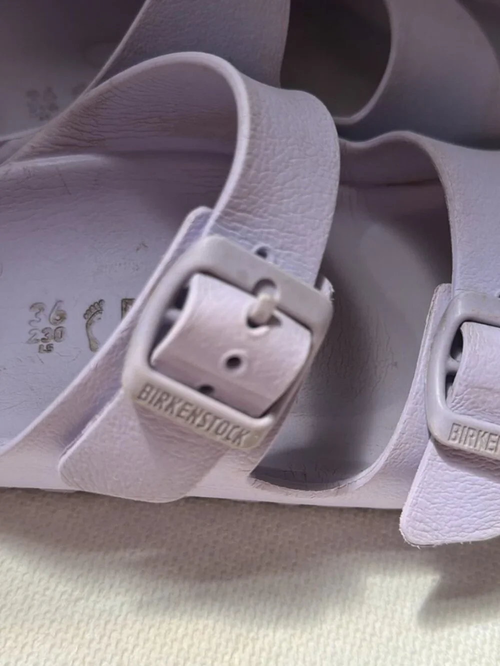 Birkenstock Kids Girls' Purple Sandals size size 36 (230 / L5) Comfort